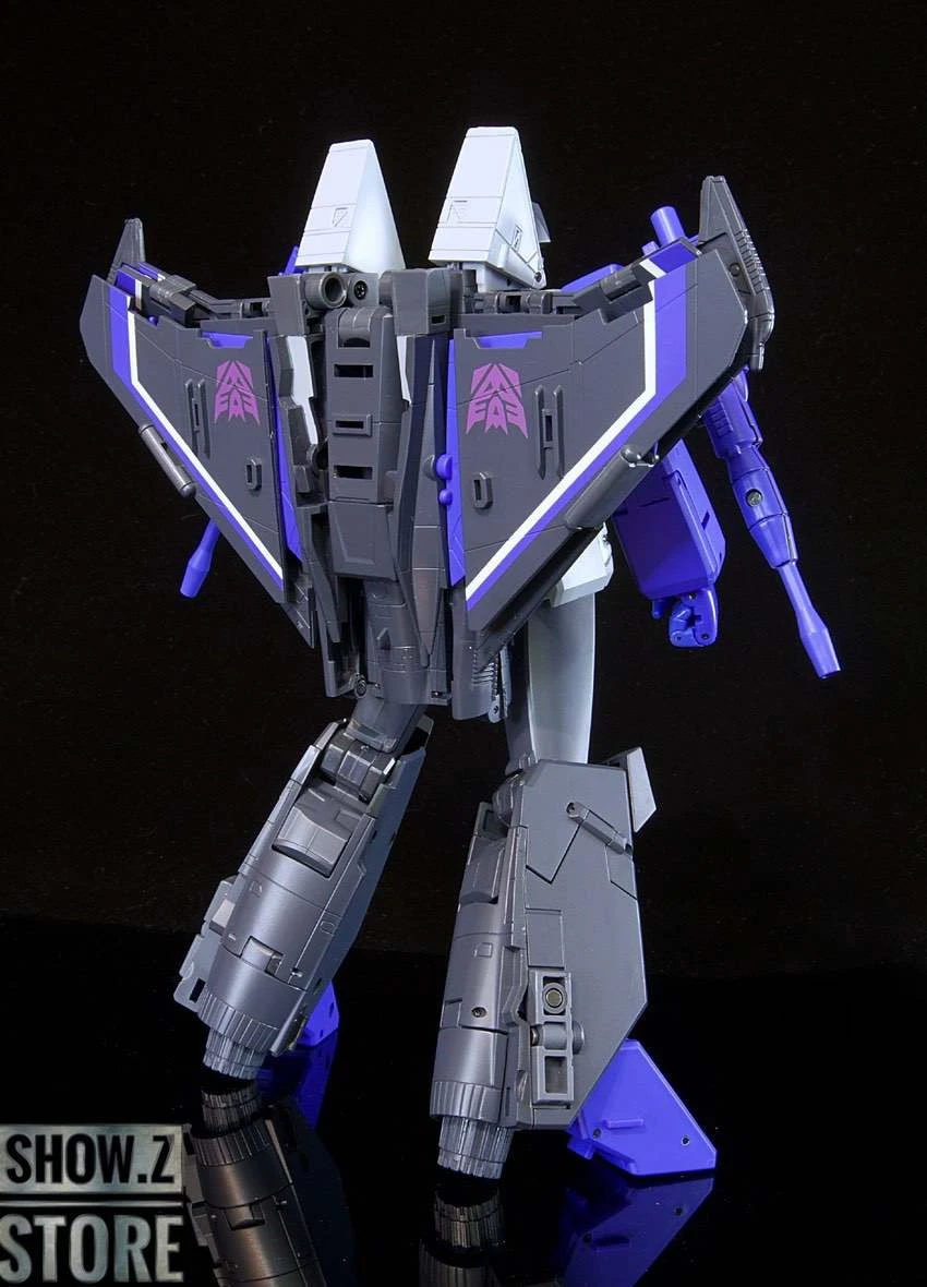 Takara Tomy Masterpiece MP-52+SW Skywarp - Image 3