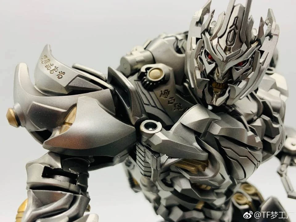 TF Dream Factory GOD-11 ROTF Megatron - Image 11