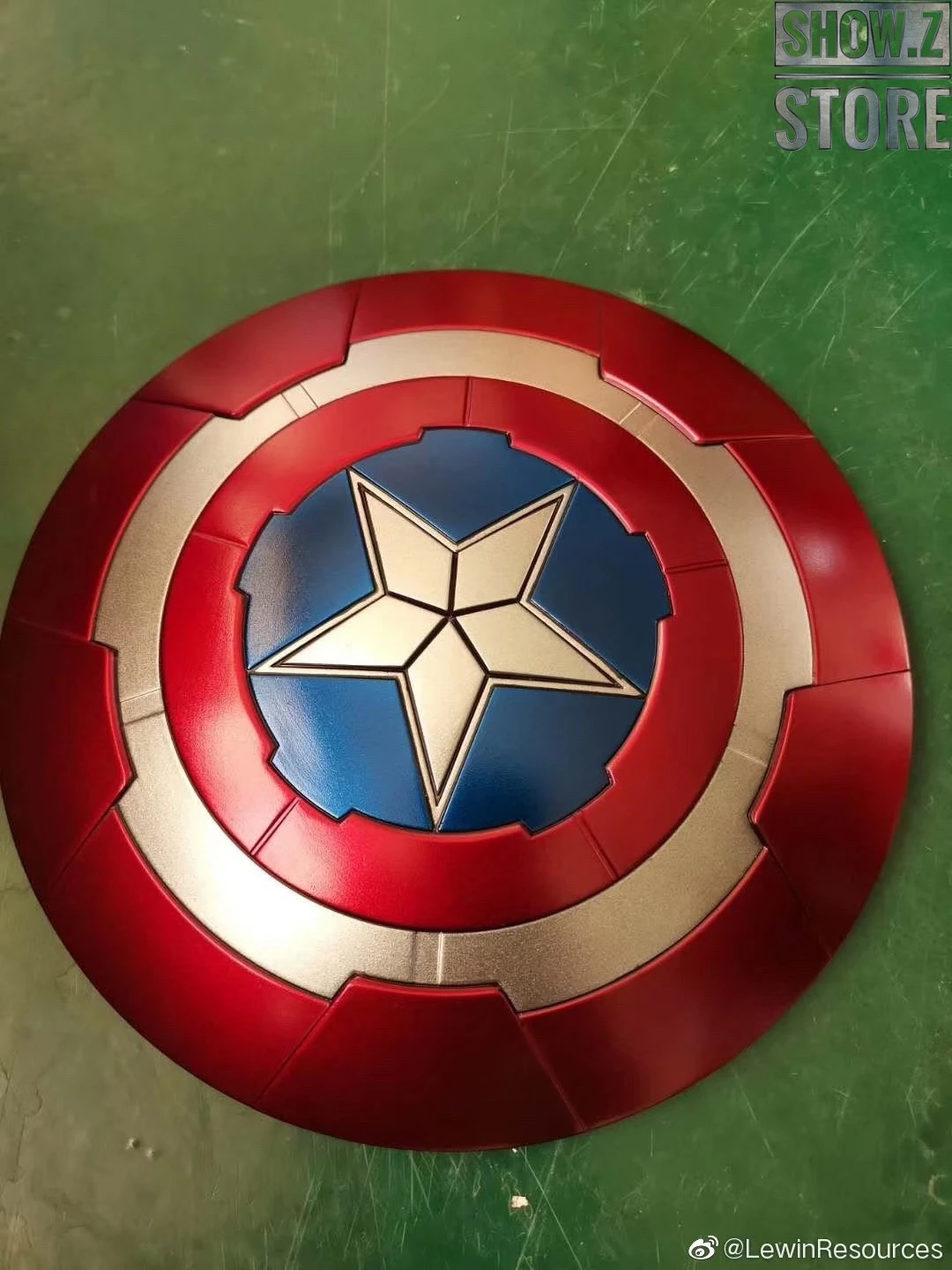 Lewin Resources LW-01A Optimus Prime Captain America Style Oversized 71cm W/ LED - Image 3