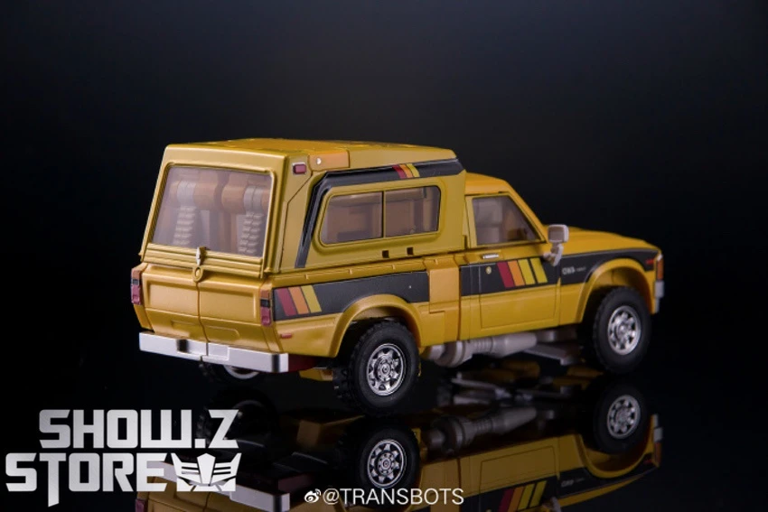 XTransbots MX-8Y Aegis Trailbreaker Yellow Diamond Version - Image 3