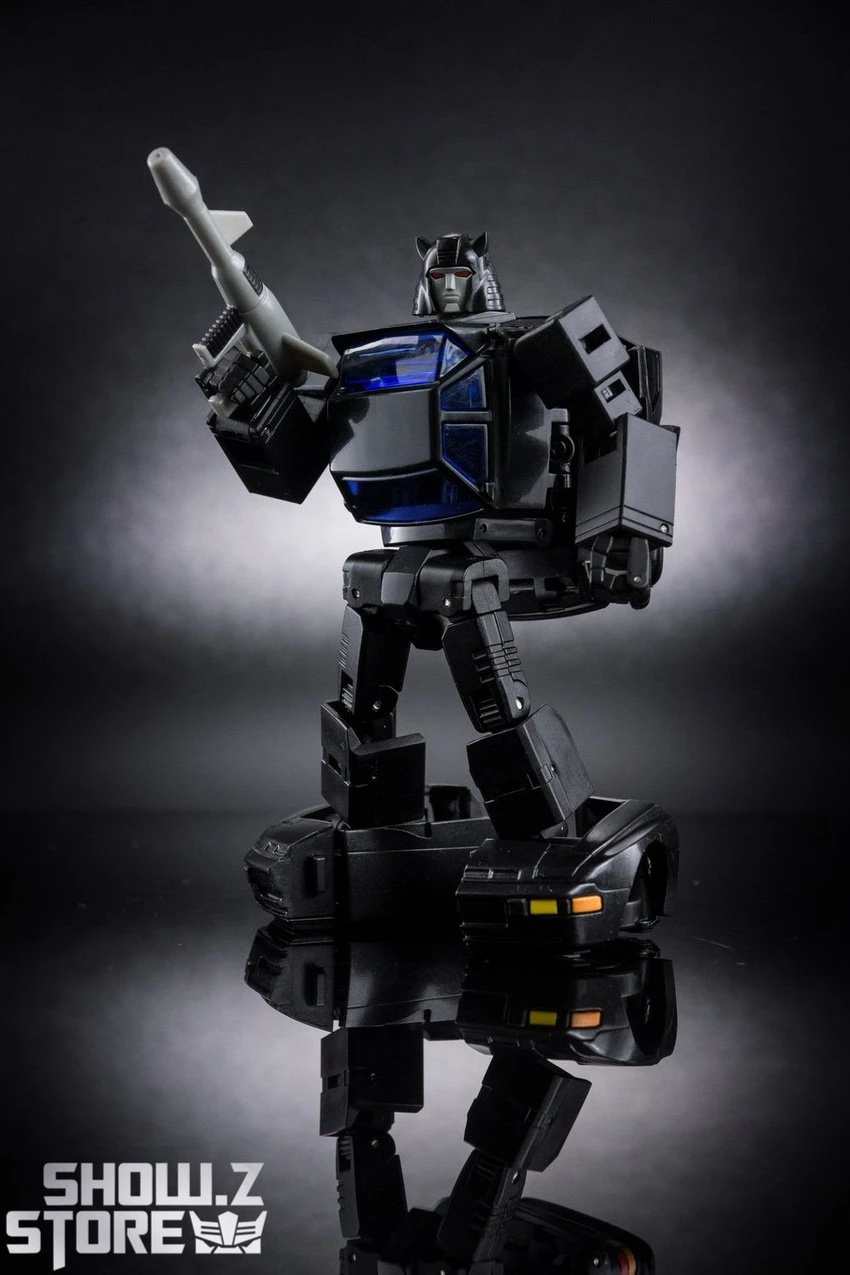 XTransbots MM-10C Toro Cliffjumper Clone Version - Image 2