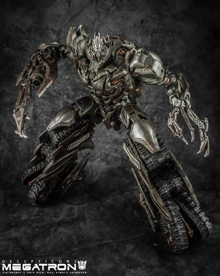 TF Dream Factory GOD-11S Megatron Battle Damaged Version - Image 3