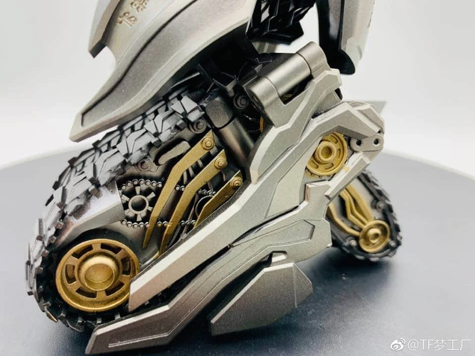 TF Dream Factory GOD-11 ROTF Megatron - Image 13