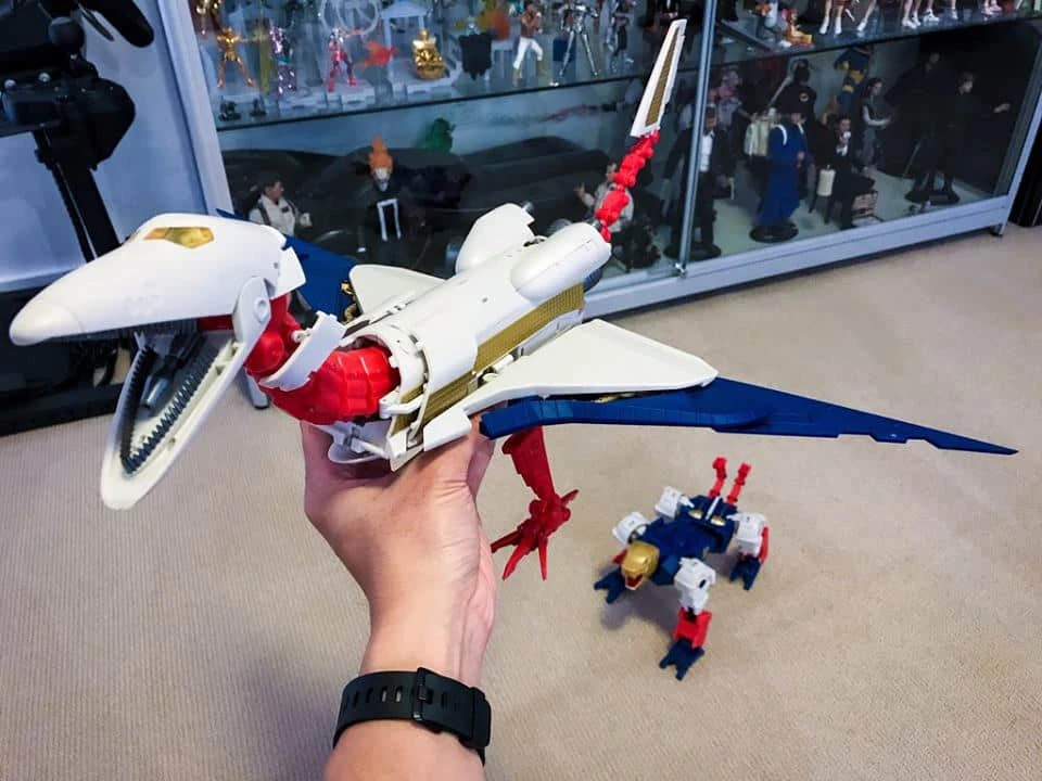 Mastermind Creations R-36 Inventa Sky Lynx - Image 2