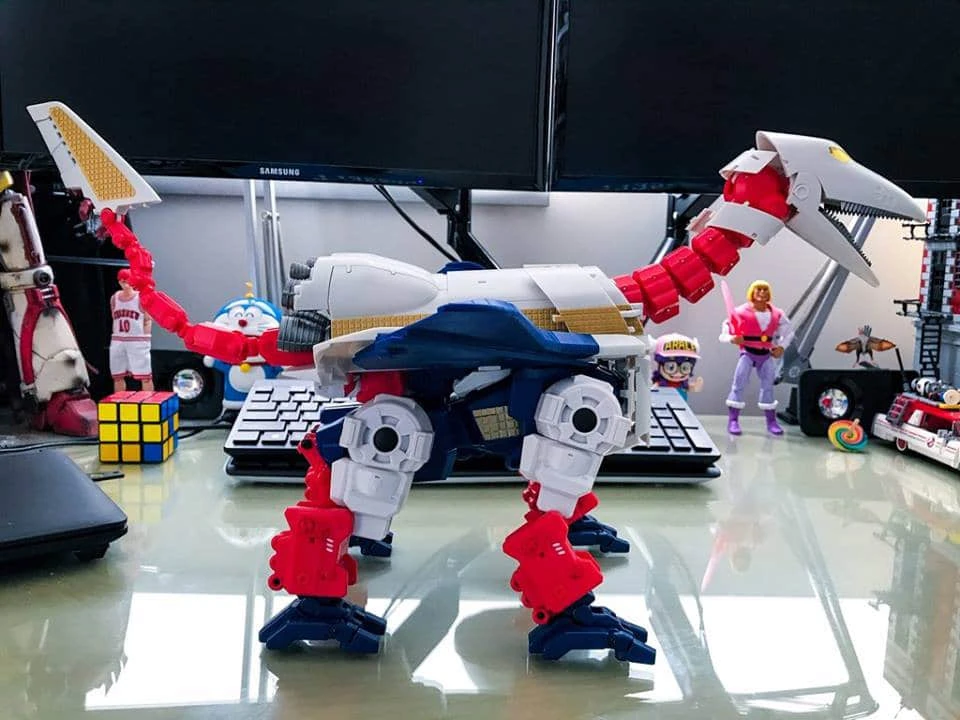 Mastermind Creations R-36 Inventa Sky Lynx - Image 5