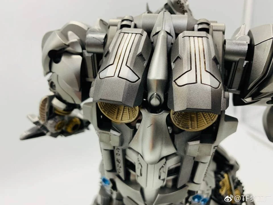 TF Dream Factory GOD-11 ROTF Megatron - Image 12