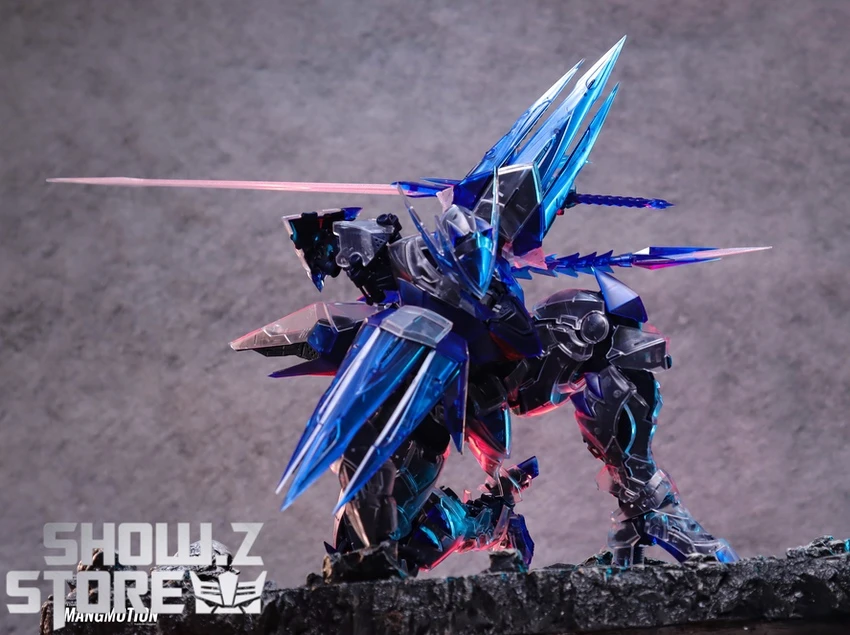 Strange Work 1/20 Frosty Cat Model Kit Clear Version - Image 8