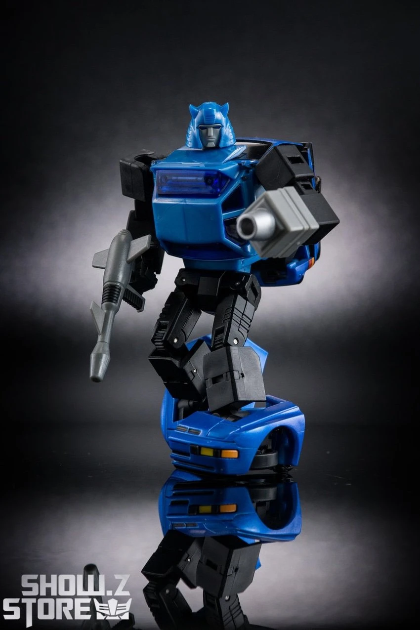 XTransbots MM-10B Toro Cliffjumper Blue Version - Image 5