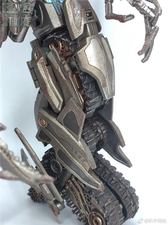 TF Dream Factory GOD-11S Megatron Battle Damaged Version - Image 7